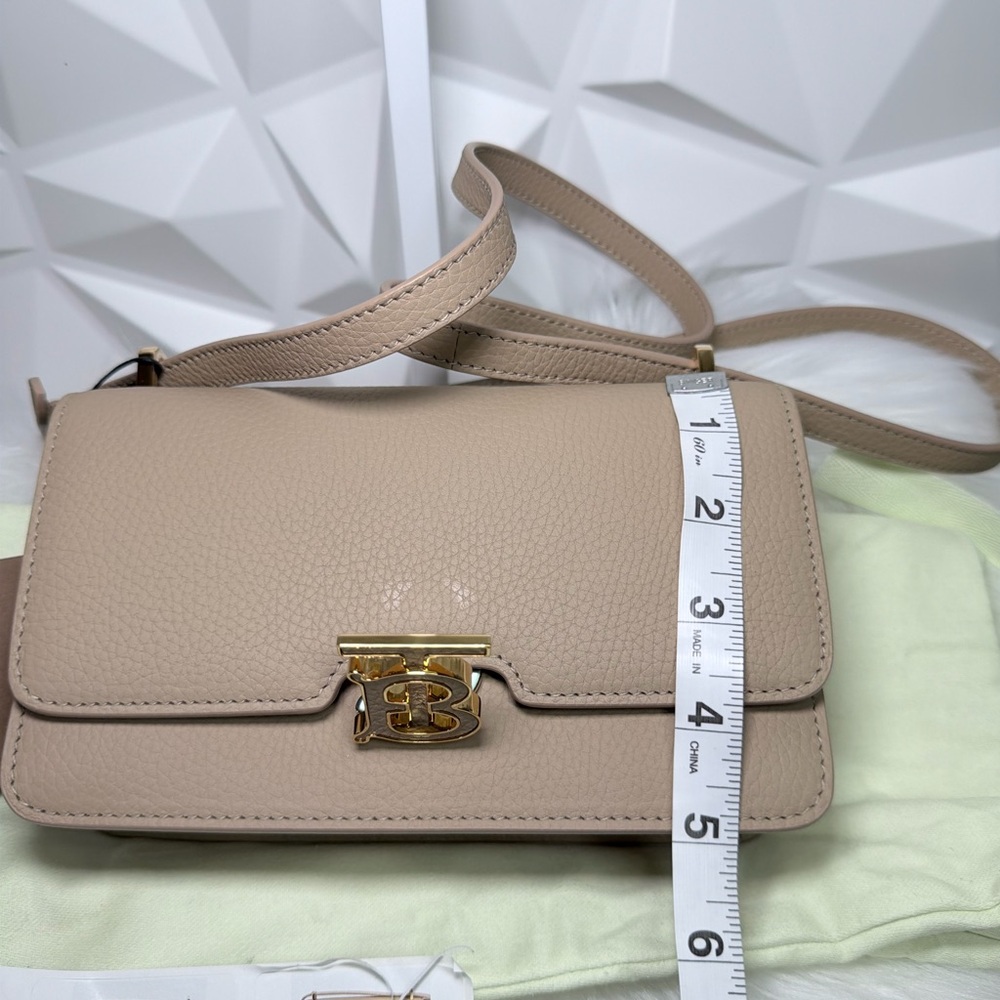 NWT Burberry Tan Leather Crossbody Bag - Picture 12 of 12